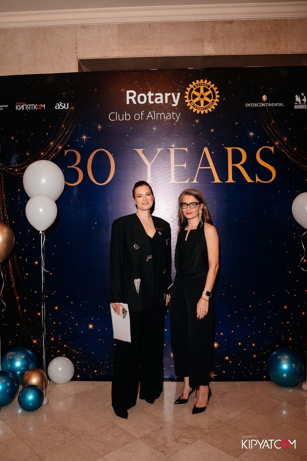 БЛАГОТВОРИТЕЛЬНЫЙ УЖИН В ЧЕСТЬ 30-ЛЕТИЯ ROTARY CLUB OF ALMATY. КИПЯТКОМ АЛМАТЫ!