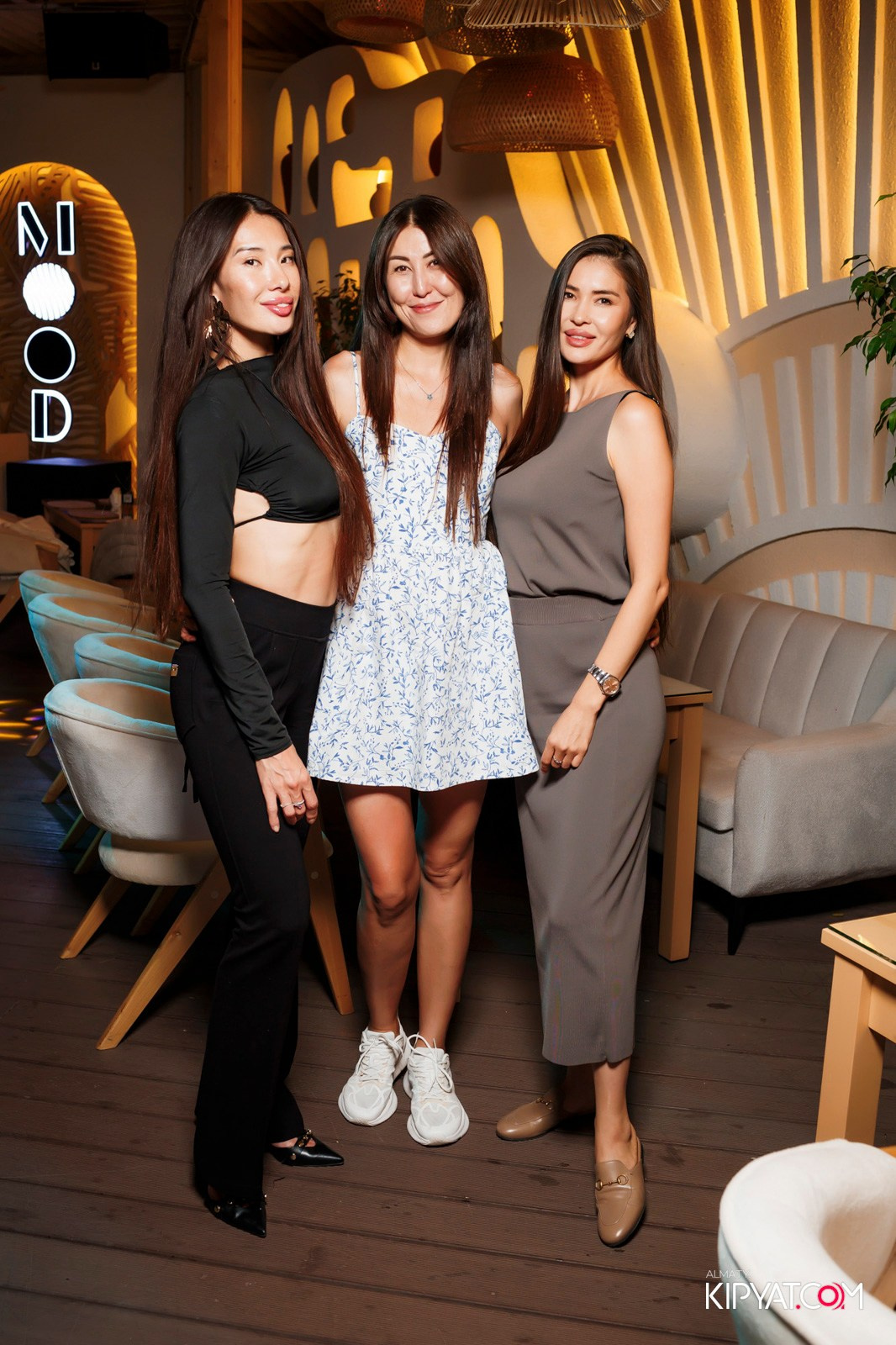 MOOD KARAOKE & TERRACE. КИПЯТКОМ АЛМАТЫ!