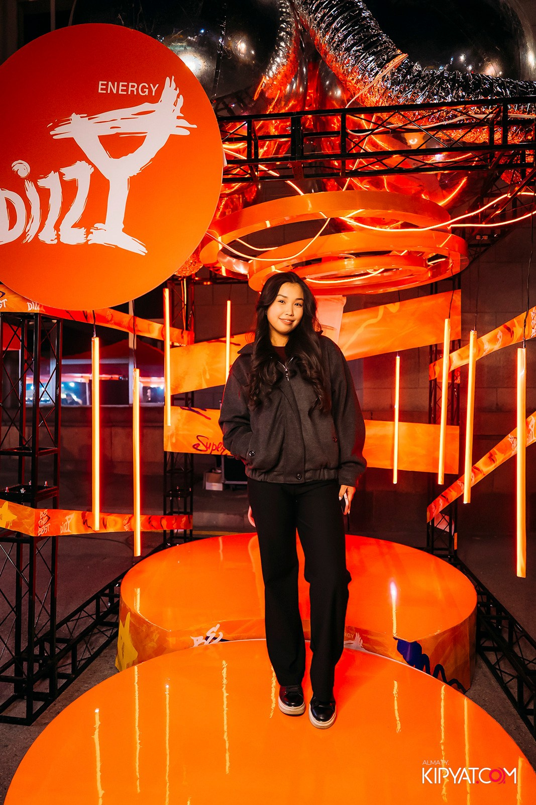 КОНЦЕРТ МИРАСА ЖУГУНУСОВА НА ЦЕНТРАЛЬНОМ СТАДИОНЕ. КИПЯТКОМ АЛМАТЫ!