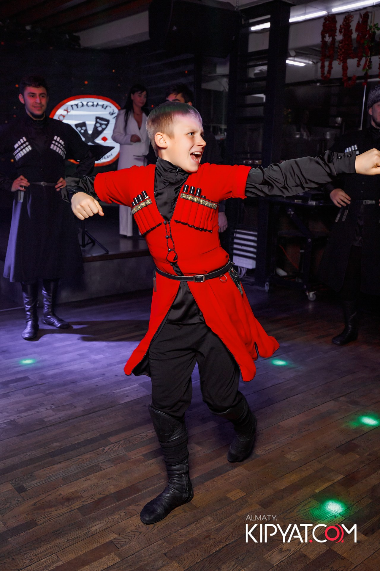 ВАХТАНГУРИ. КИПЯТКОМ АЛМАТЫ!