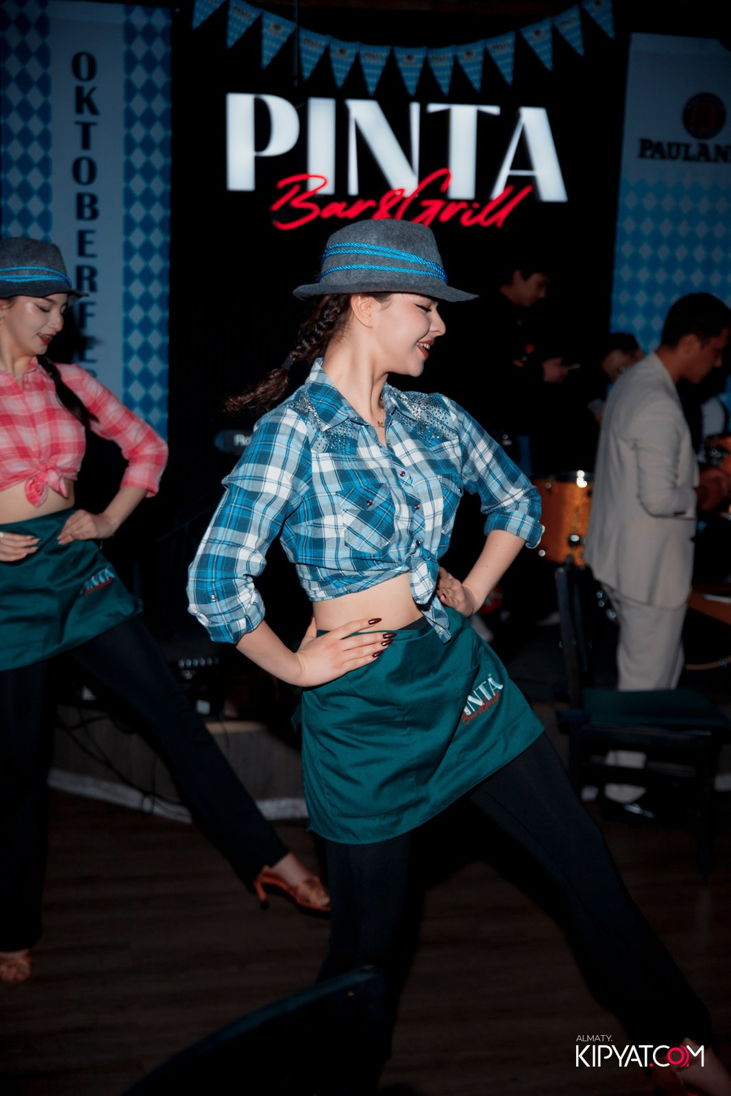 OKTOBERFEST — ПИНТА НА АУЭЗОВА. КИПЯТКОМ АЛМАТЫ!