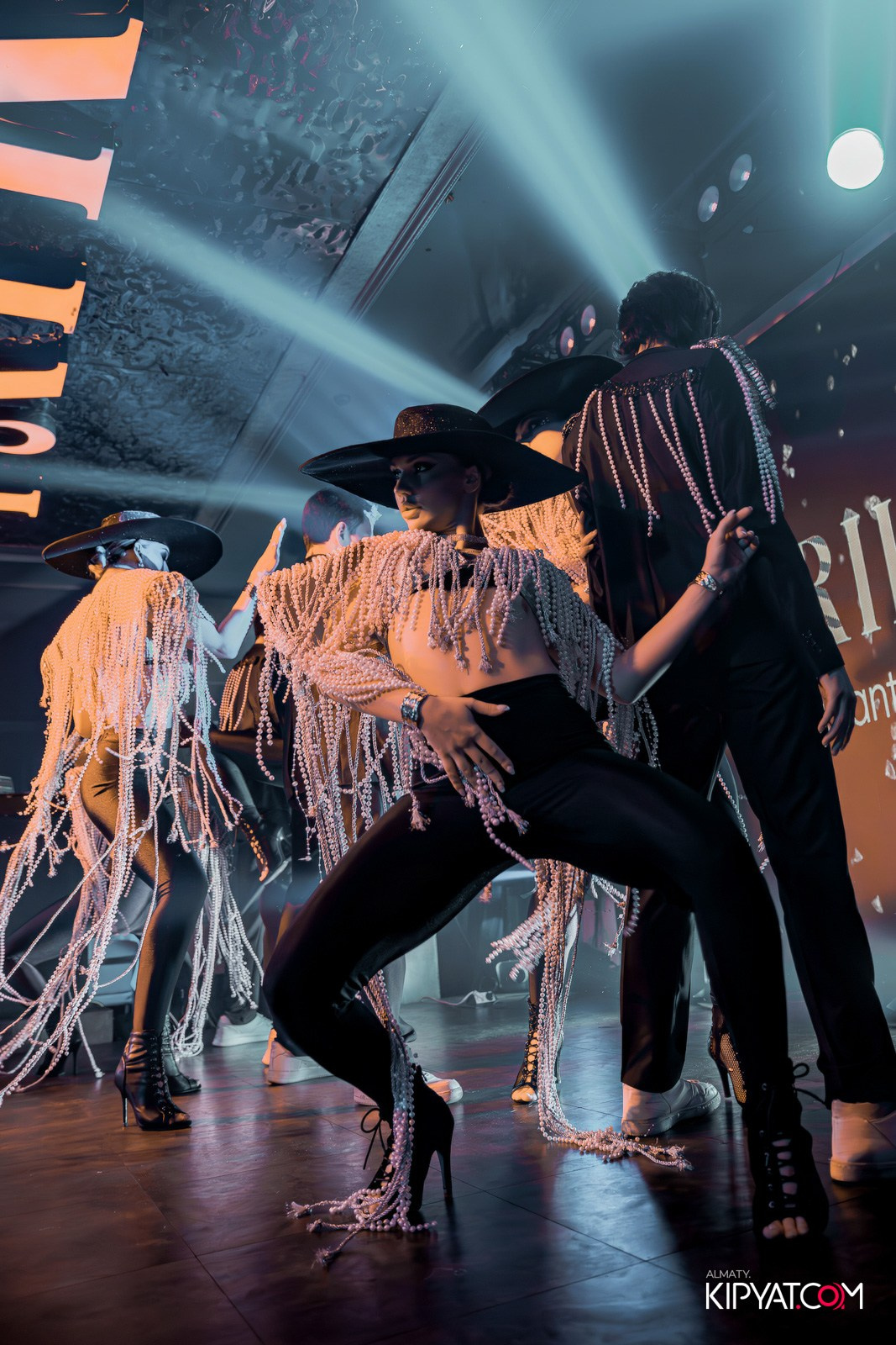 PATRIKI RESTAURANT. КИПЯТКОМ АЛМАТЫ!