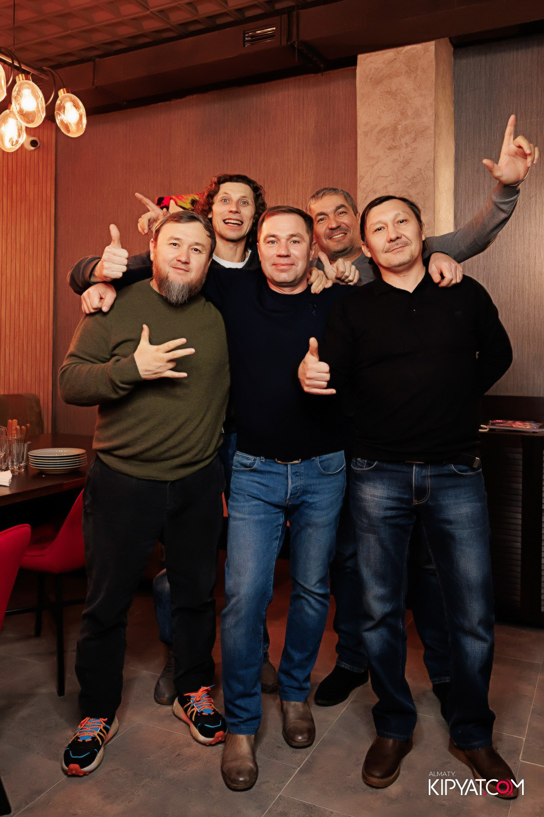 ОТКРЫТИЕ НОВОГО ФИЛИАЛА ГРИЛЬ-БАРА ШАШЛЫКOFF. КИПЯТКОМ АЛМАТЫ!