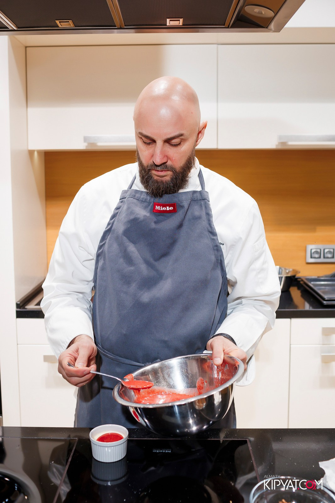 МАСТЕР-КЛАСС MIELE. КИПЯТКОМ АЛМАТЫ!
