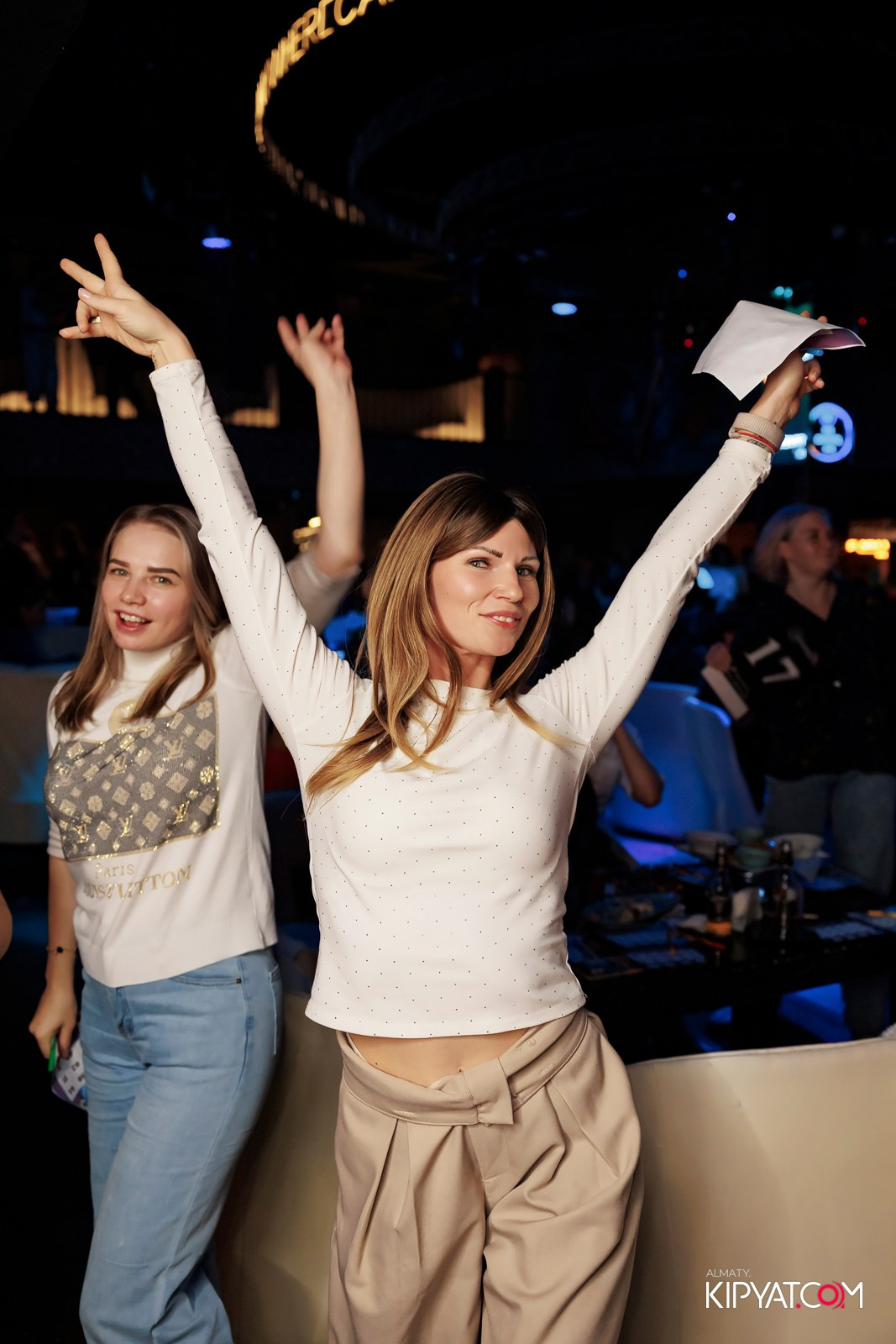 МУЗЫКАЛЬНОЕ ЛОТО В HIT RETRO. КИПЯТКОМ АЛМАТЫ! Фотосъемка мероприятий в Алматы