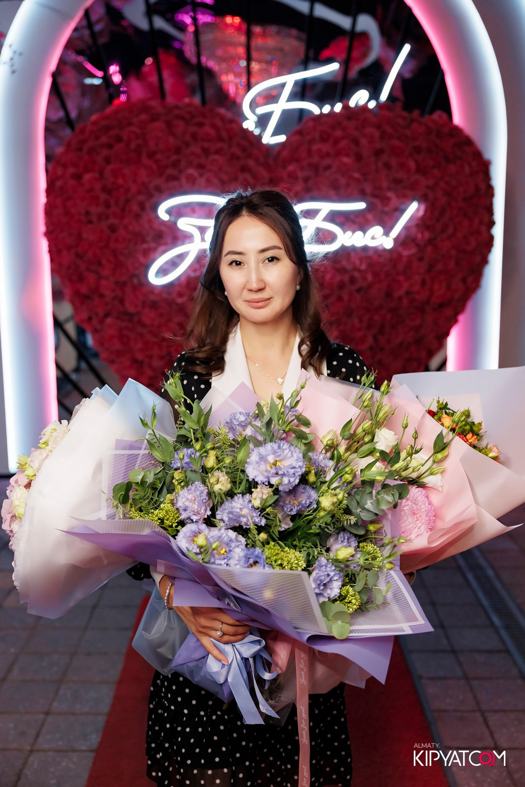 ЗАЯ, НА БИС. КИПЯТКОМ АЛМАТЫ!