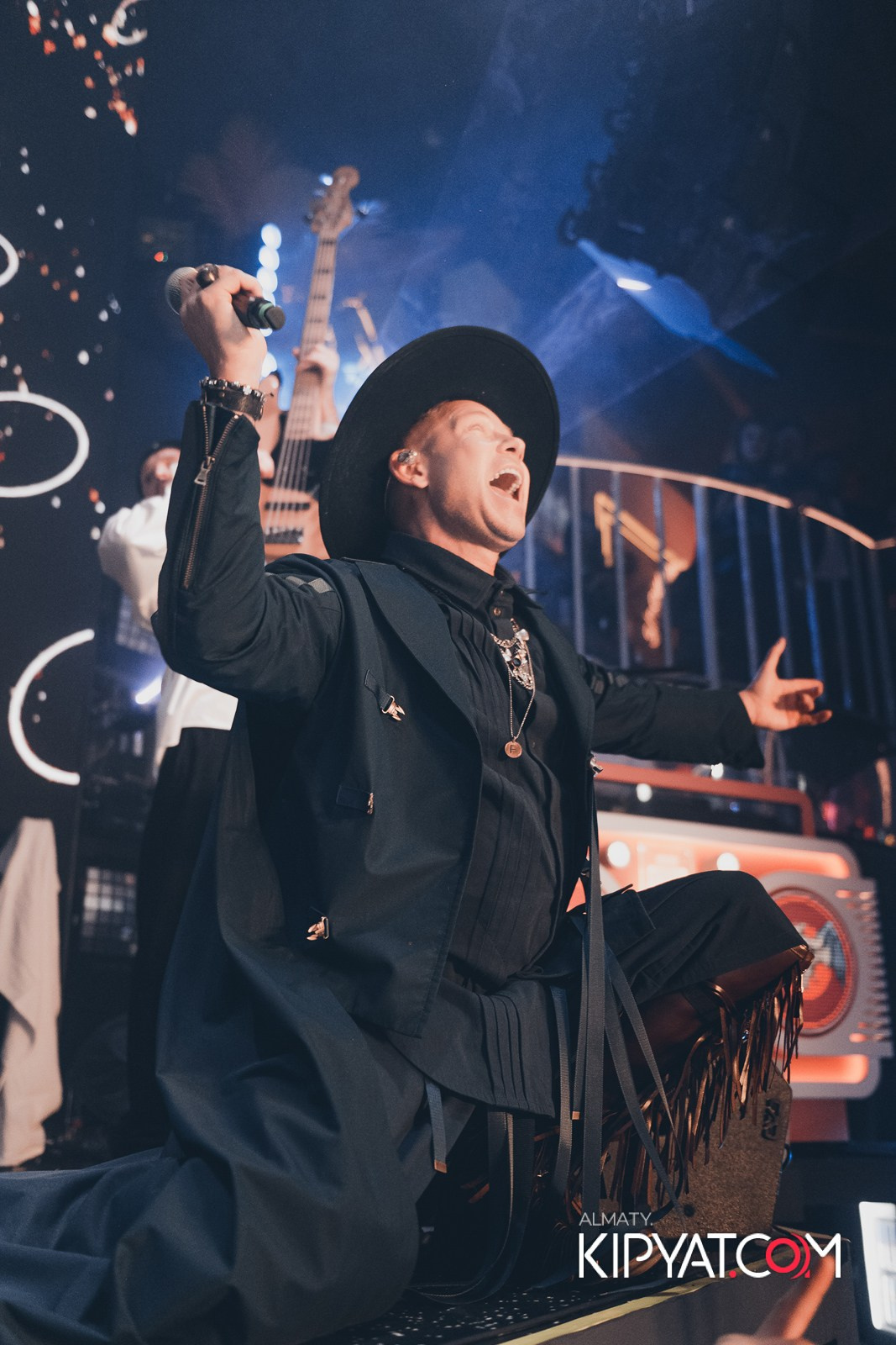 SANTA BARBARA — SPECIAL QUEST МИТЯ ФОМИН. КИПЯТКОМ АЛМАТЫ!