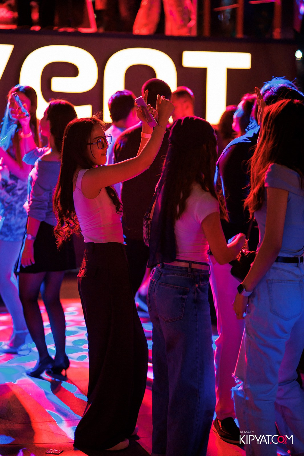 EVENT BAR. КИПЯТКОМ АЛМАТЫ!