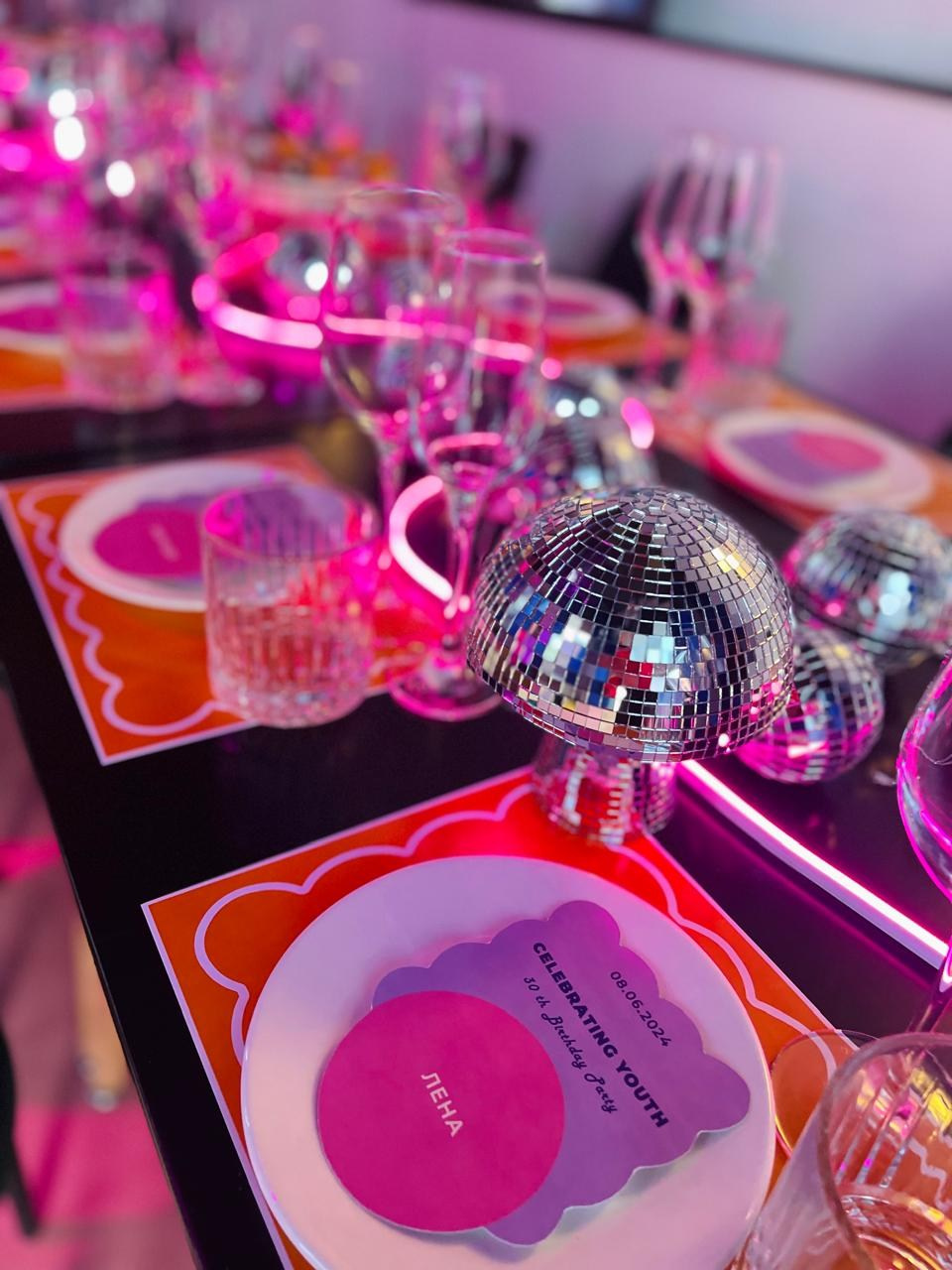 События и мероприятия. Свой Декор — оформление и декор мероприятий и свадебных торжеств в Москве и Московской области