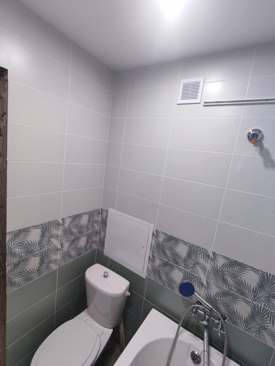 Ванная комната (ул. А. Губкина д. 1). Ремонт санузла, туалета, ванной под ключ в Казани. Укладка плитки