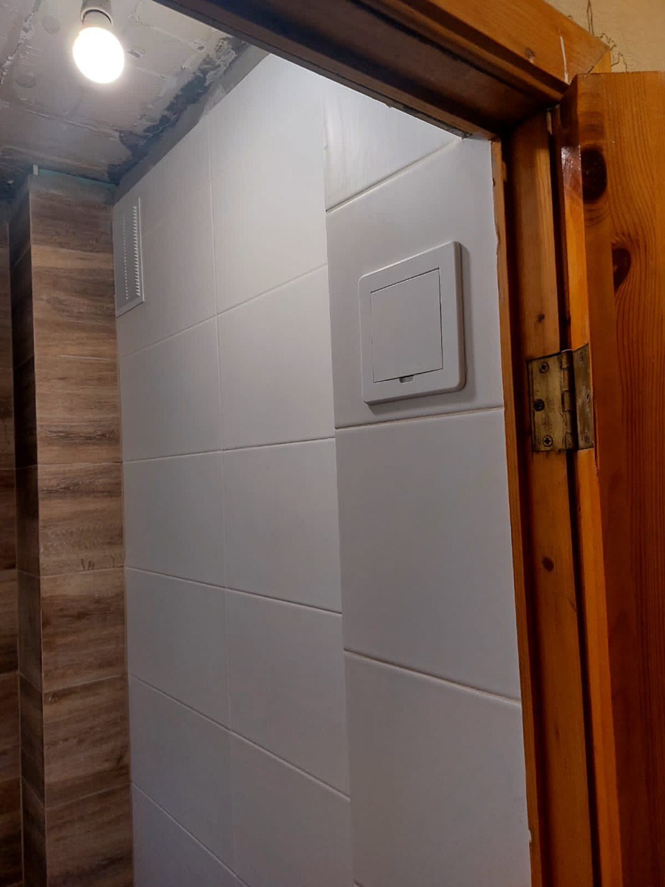 Ванная комната с раздельным санузлом (ул. Ф. Амирхана д. 79). Ремонт санузла, туалета, ванной под ключ в Казани. Укладка плитки