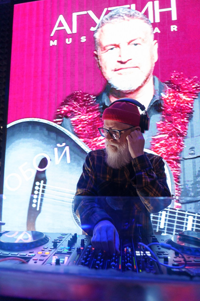 Agutin Bar New Year. Фотограф Мещанин Юрий