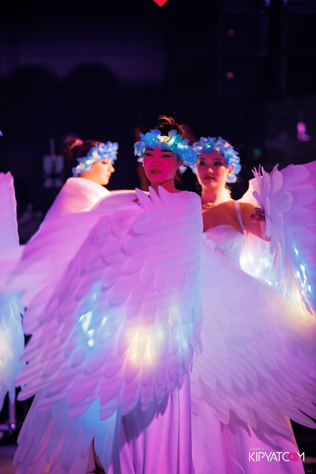 FRIENDS BAR & TERRACE. КИПЯТКОМ АЛМАТЫ!