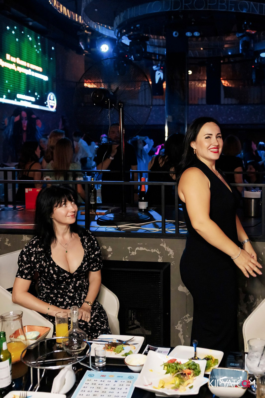 МУЗЫКАЛЬНОЕ ЛОТО В HIT RETRO. КИПЯТКОМ АЛМАТЫ!