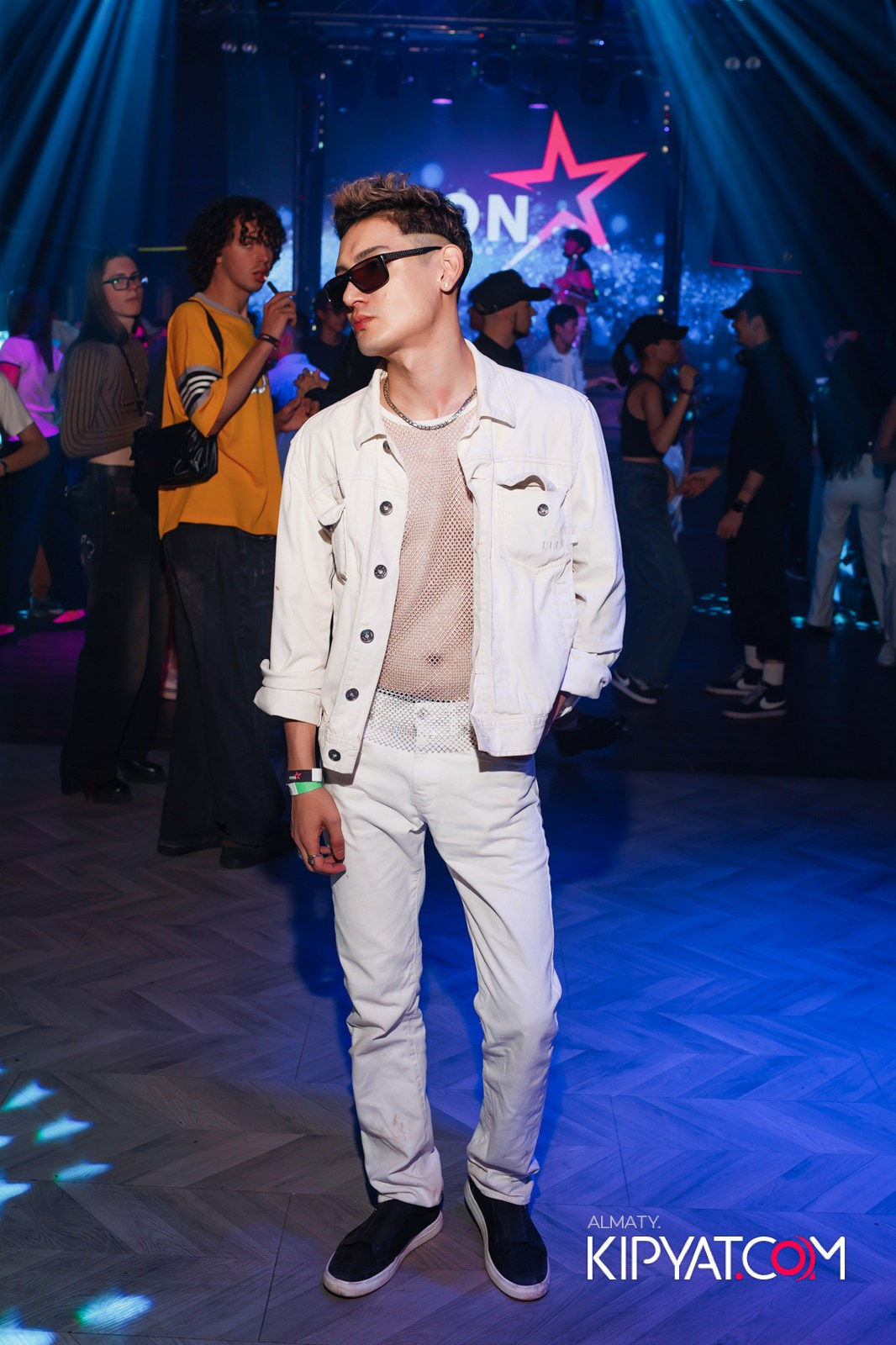 НОЧНОЙ КЛУБ ICON. КИПЯТКОМ АЛМАТЫ!