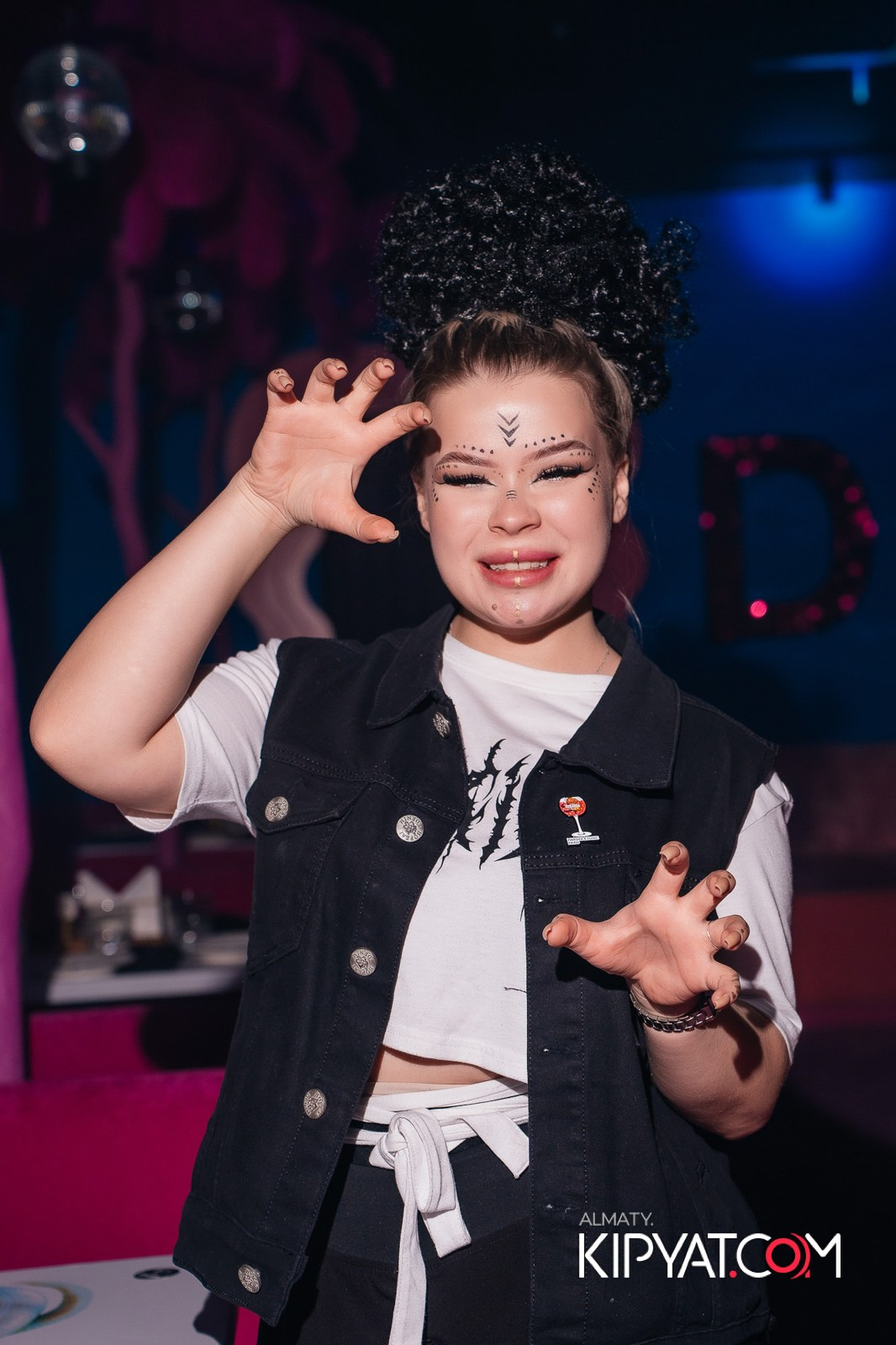 SANTA BARBARA — ВЫСТУПЛЕНИЕ LIZWI. КИПЯТКОМ АЛМАТЫ!