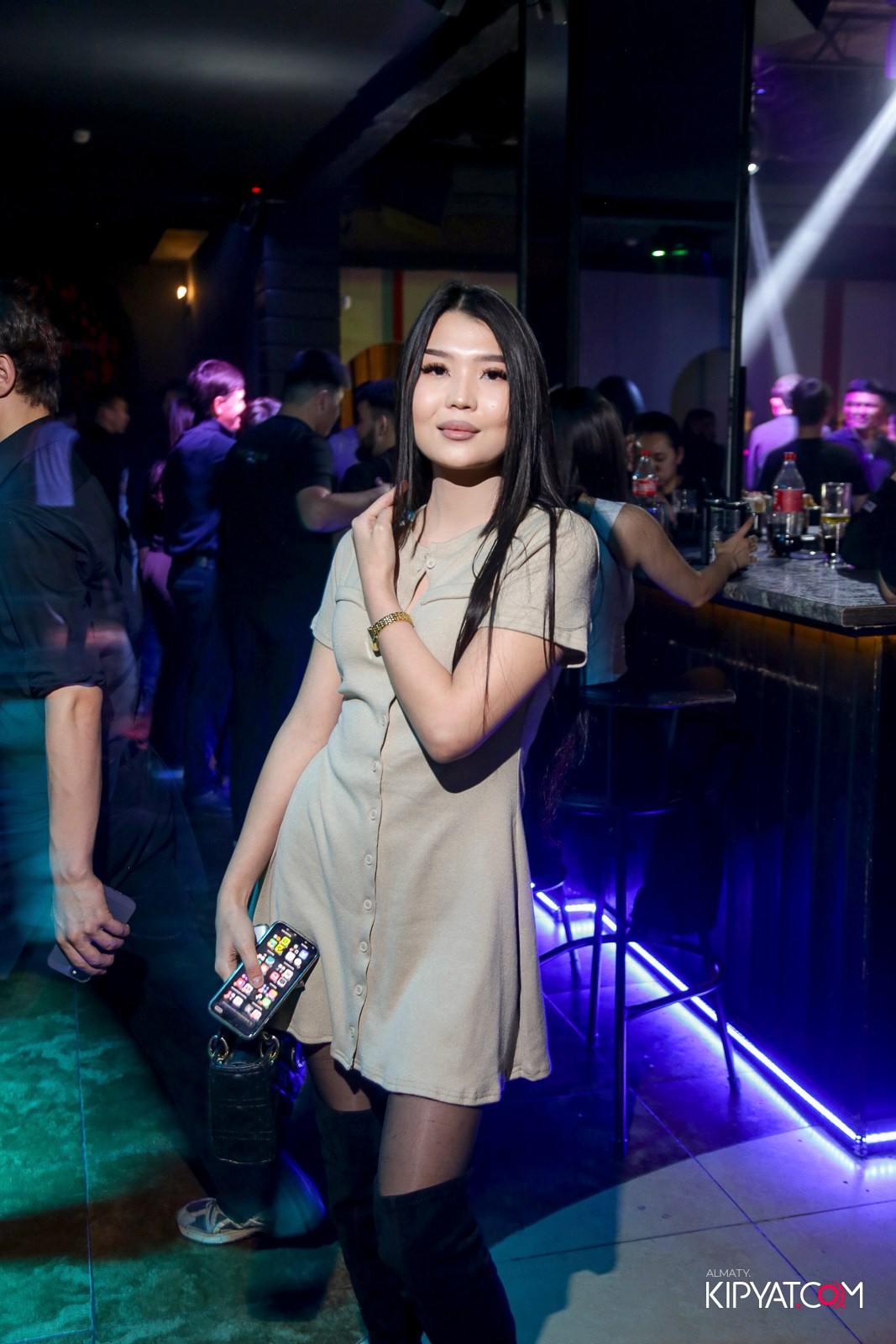 ARAGOSTA ДИСКО-БАР. КИПЯТКОМ АЛМАТЫ!