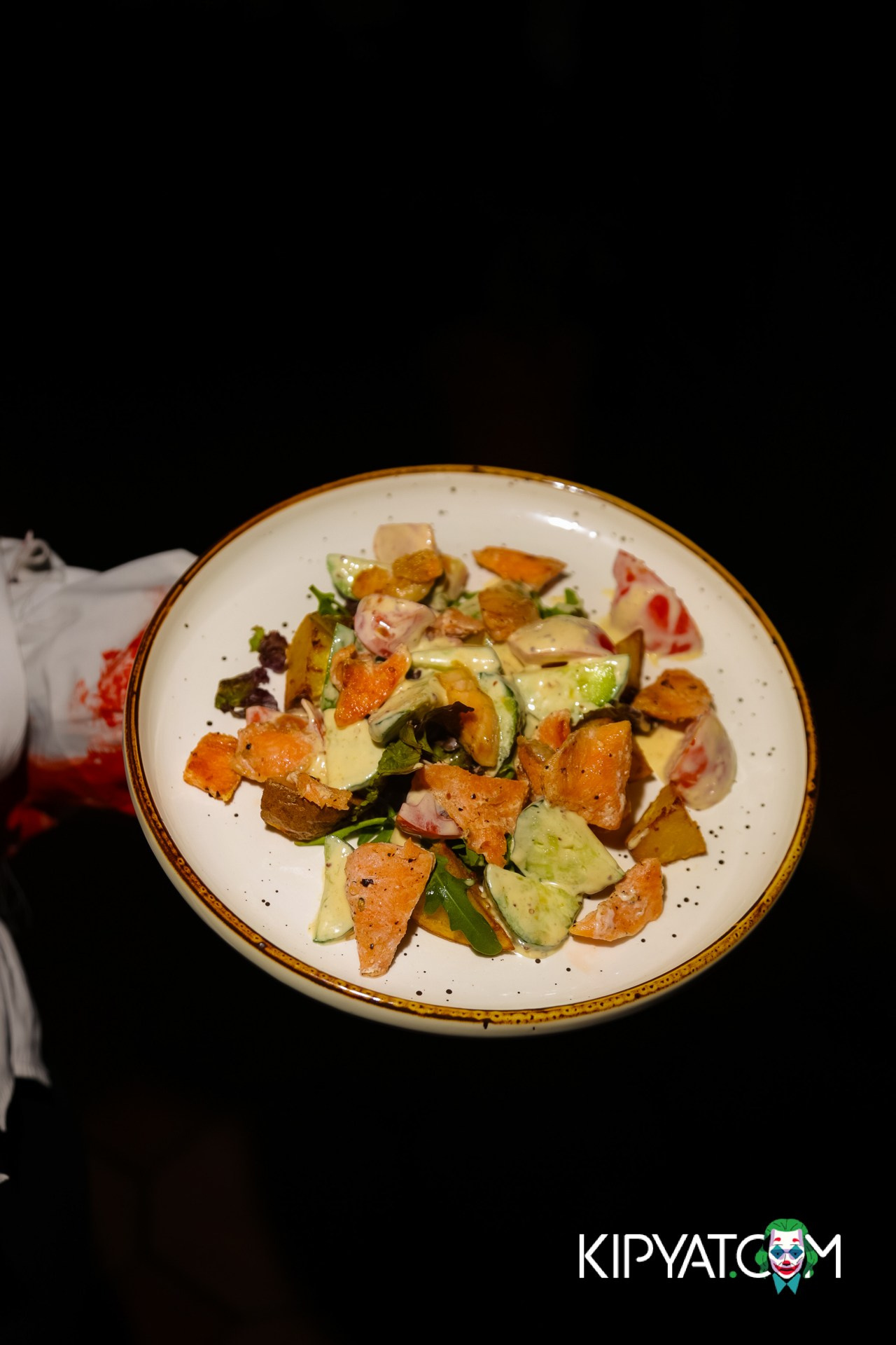 БОЧОНОК НА НАЗАРБАЕВА. КИПЯТКОМ АЛМАТЫ!