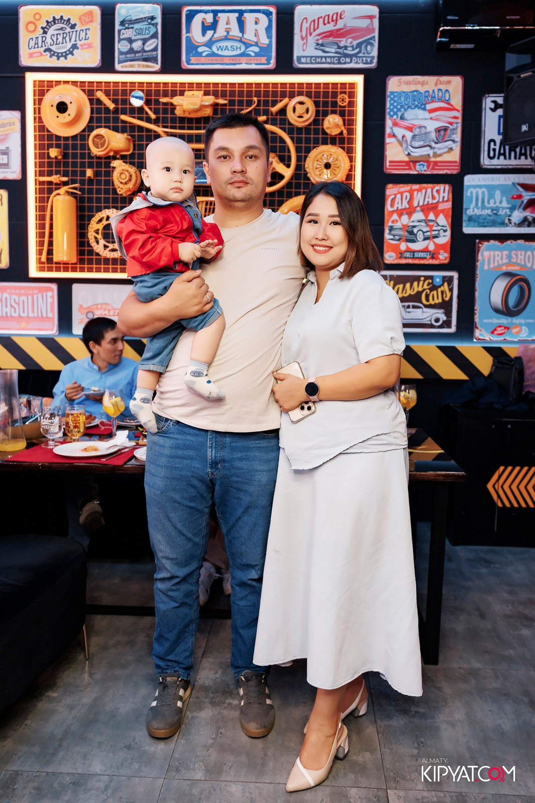 ЗАЯ, НА БИС. КИПЯТКОМ АЛМАТЫ!