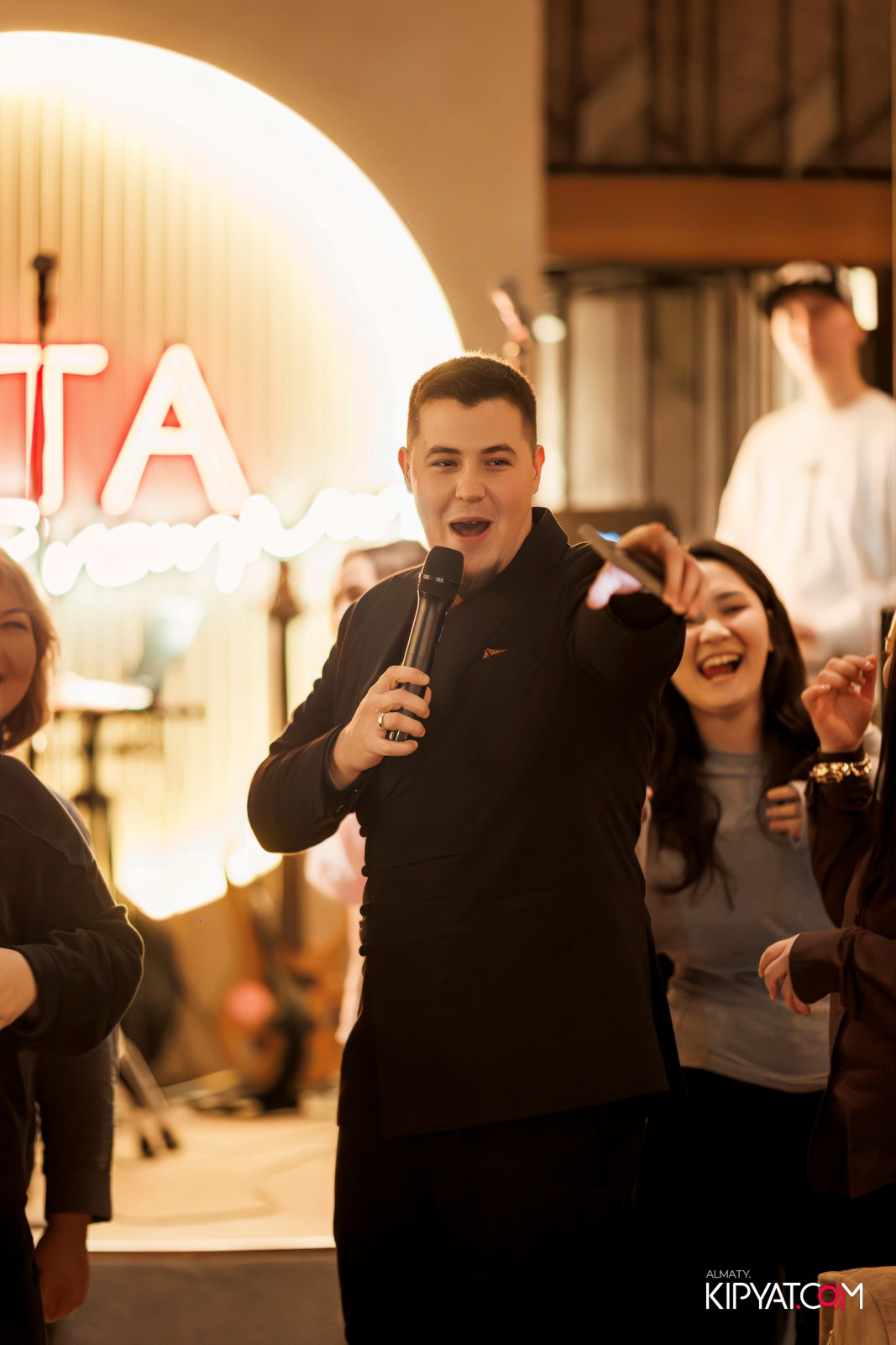 ПИНТА PREMIUM. КИПЯТКОМ АЛМАТЫ! Фотосъемка мероприятий в Алматы