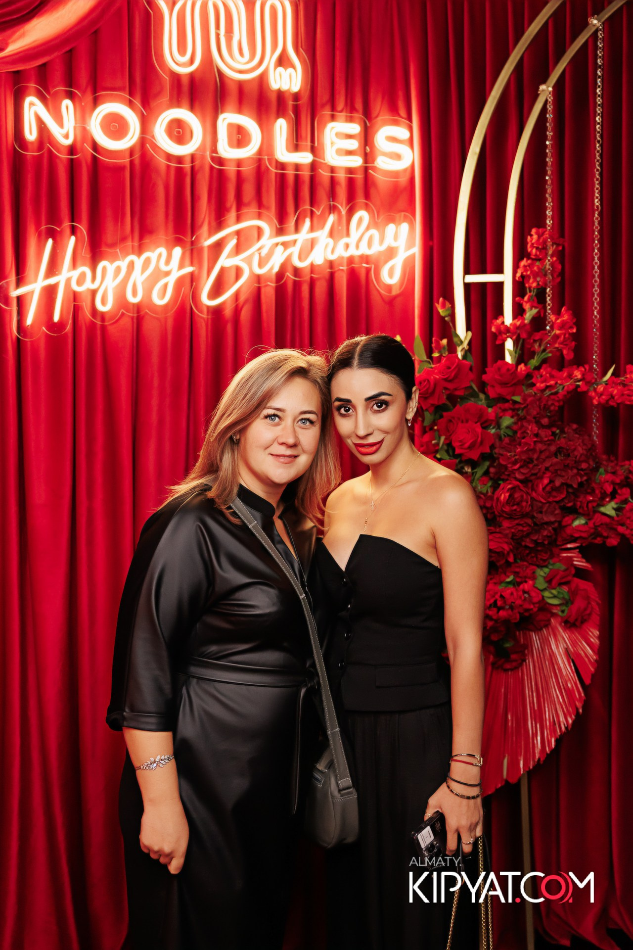 День рождения ресторана Noodles — 15 лет. КИПЯТКОМ АЛМАТЫ! Фотосъемка мероприятий в Алматы