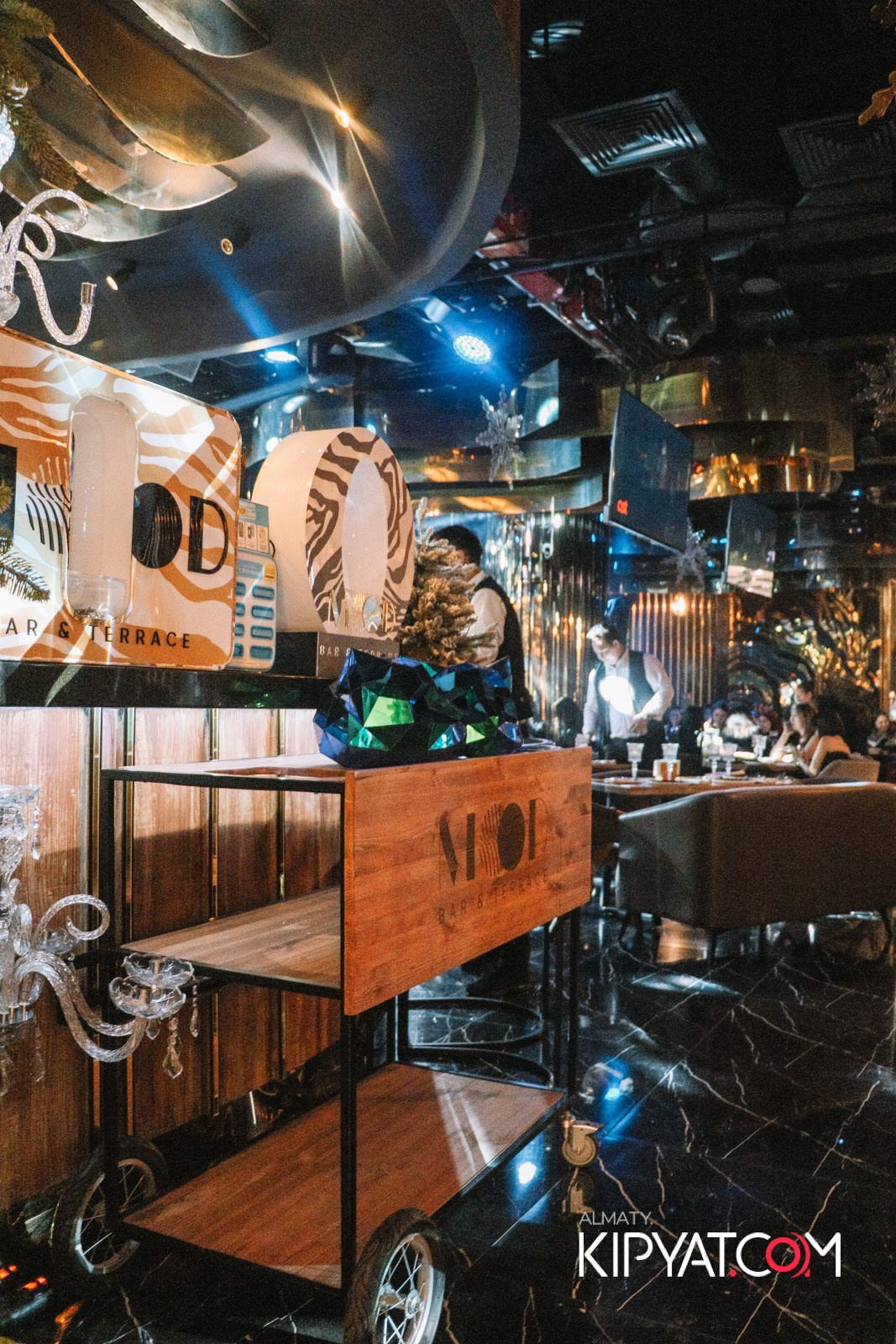 MOOD KARAOKE & TERACCE. КИПЯТКОМ АЛМАТЫ!