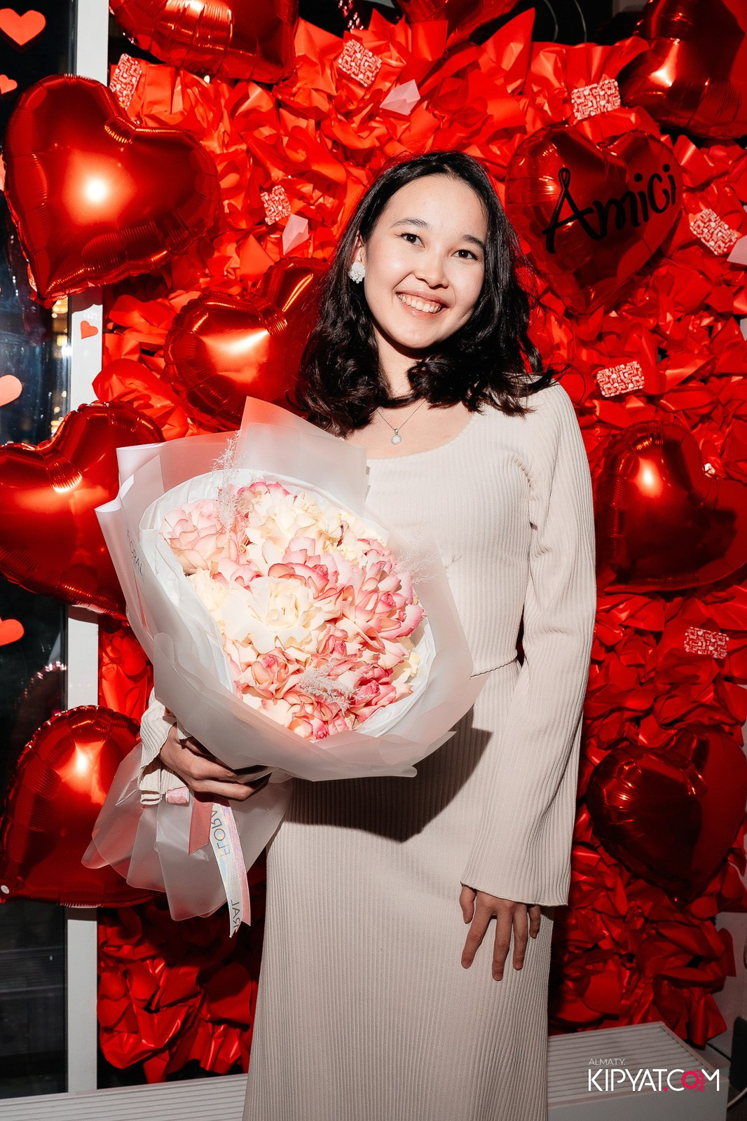 ДЕНЬ СВ.ВАЛЕНТИНА В РЕСТОРАНЕ AMICI. КИПЯТКОМ АЛМАТЫ!