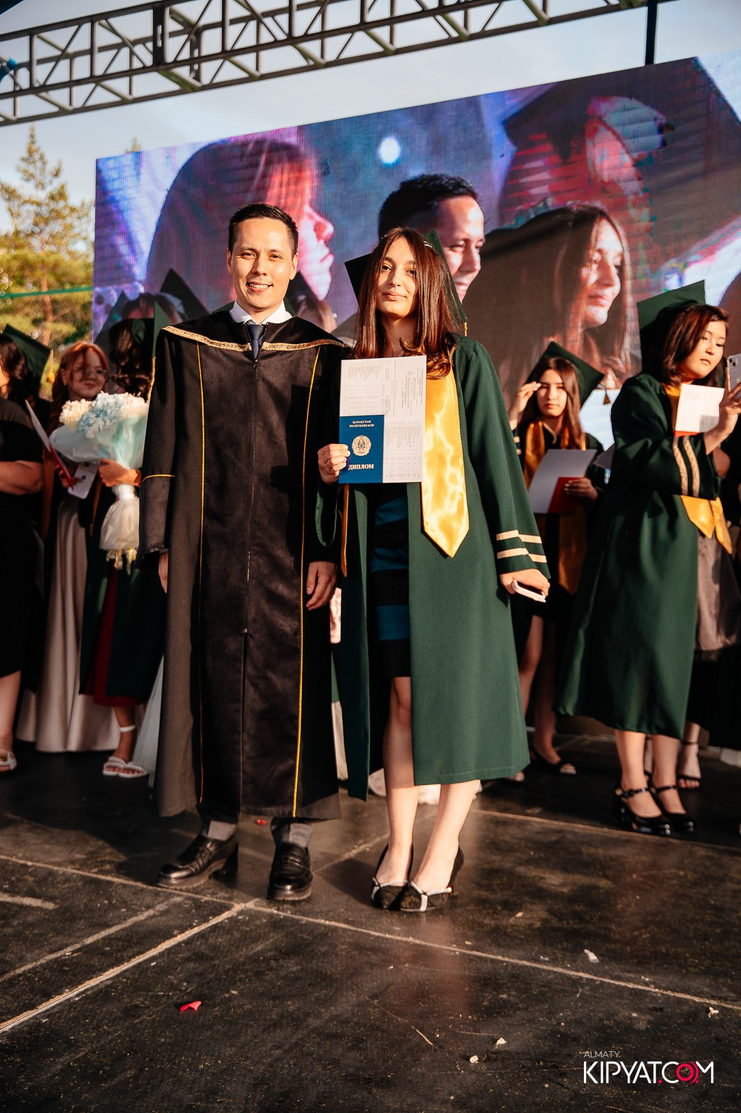 ВРУЧЕНИЕ ДИПЛОМОВ — НАРХОЗ КОЛЛЕДЖ. Part 3. КИПЯТКОМ АЛМАТЫ!