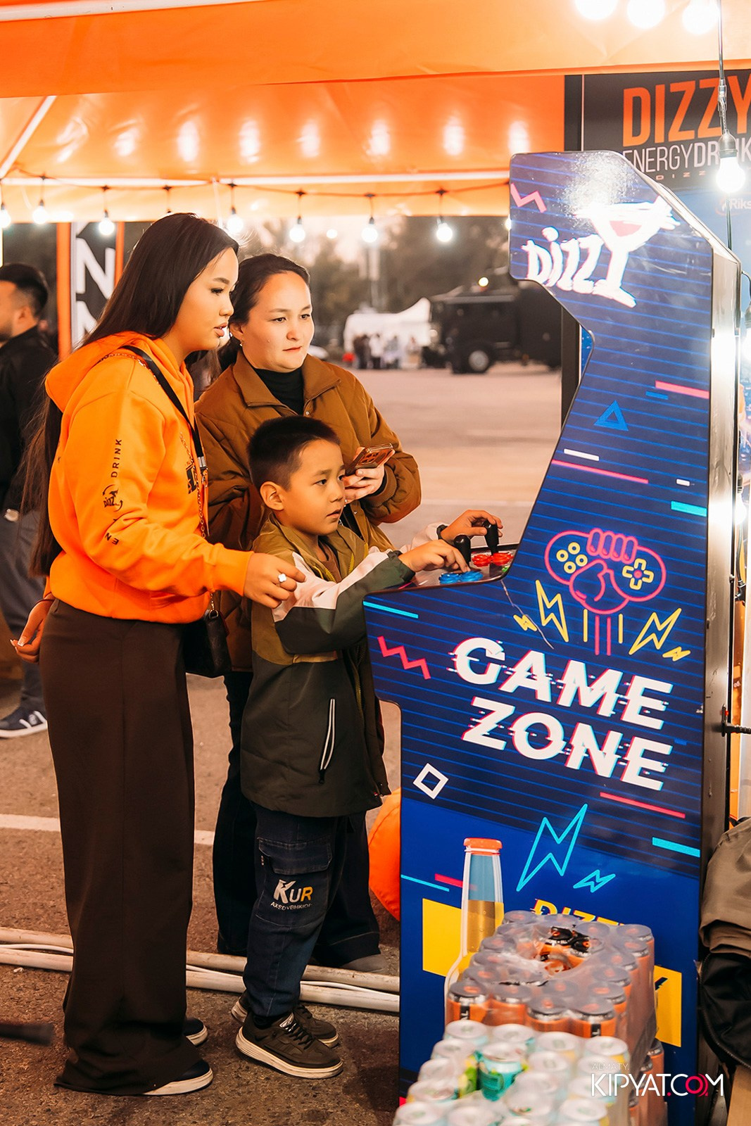 КОНЦЕРТ МИРАСА ЖУГУНУСОВА НА ЦЕНТРАЛЬНОМ СТАДИОНЕ. КИПЯТКОМ АЛМАТЫ!