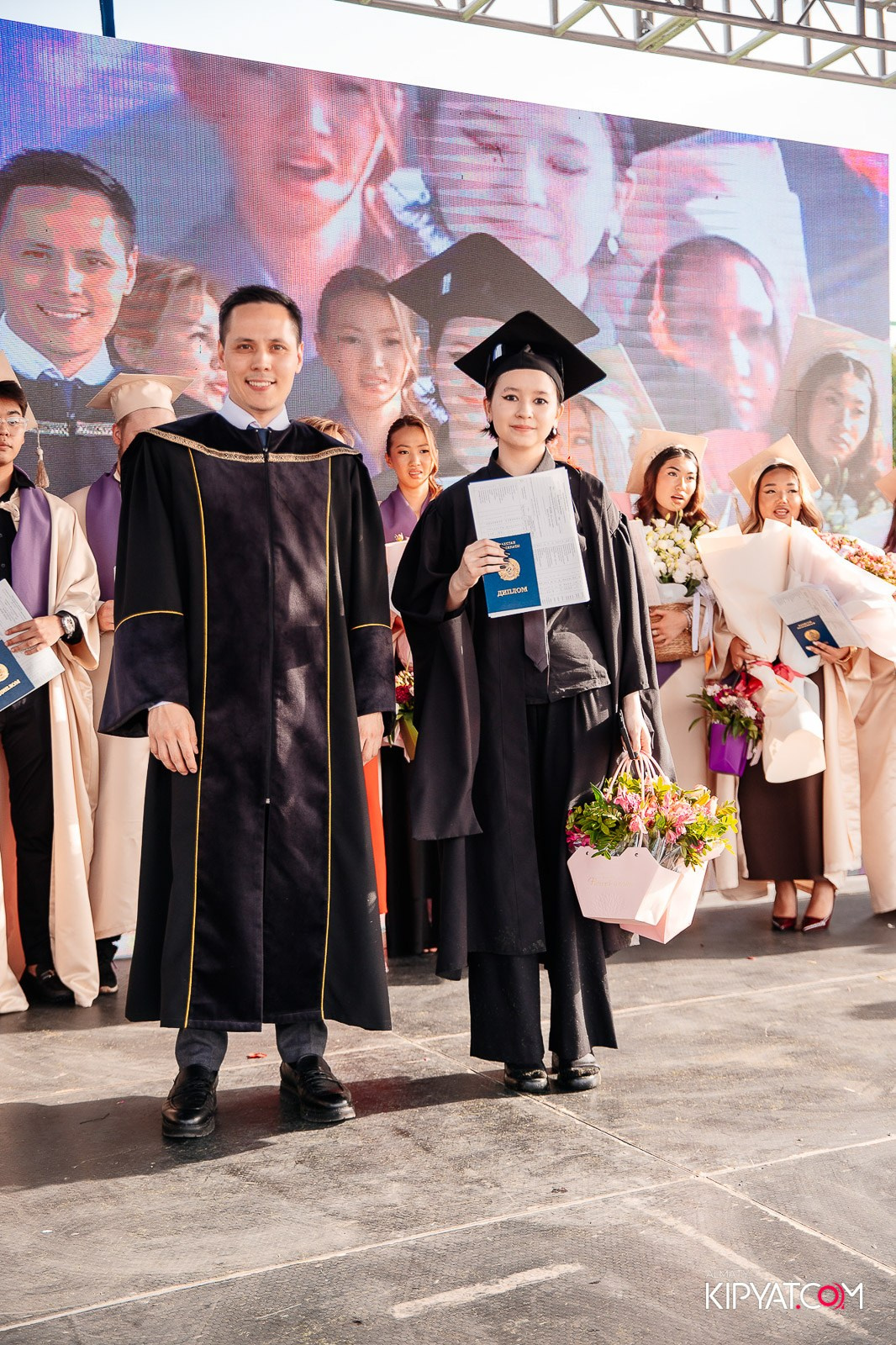 ВРУЧЕНИЕ ДИПЛОМОВ — НАРХОЗ КОЛЛЕДЖ. Part 3. КИПЯТКОМ АЛМАТЫ!