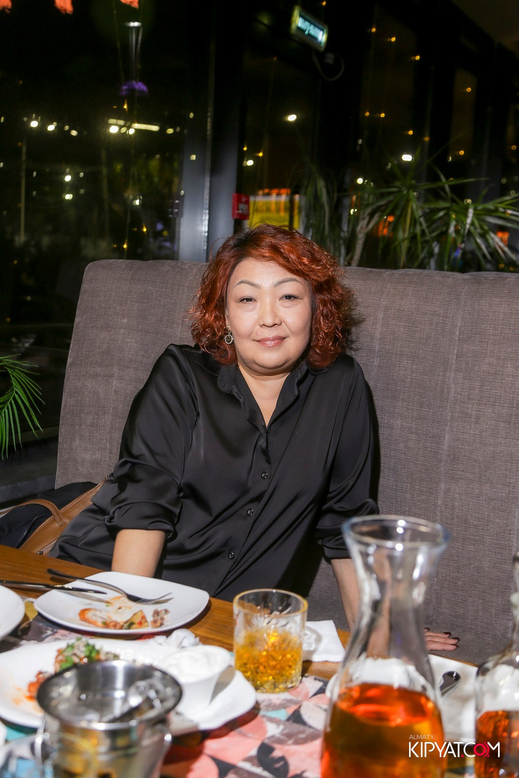 LIFE GRILL CAFE. КИПЯТКОМ АЛМАТЫ!