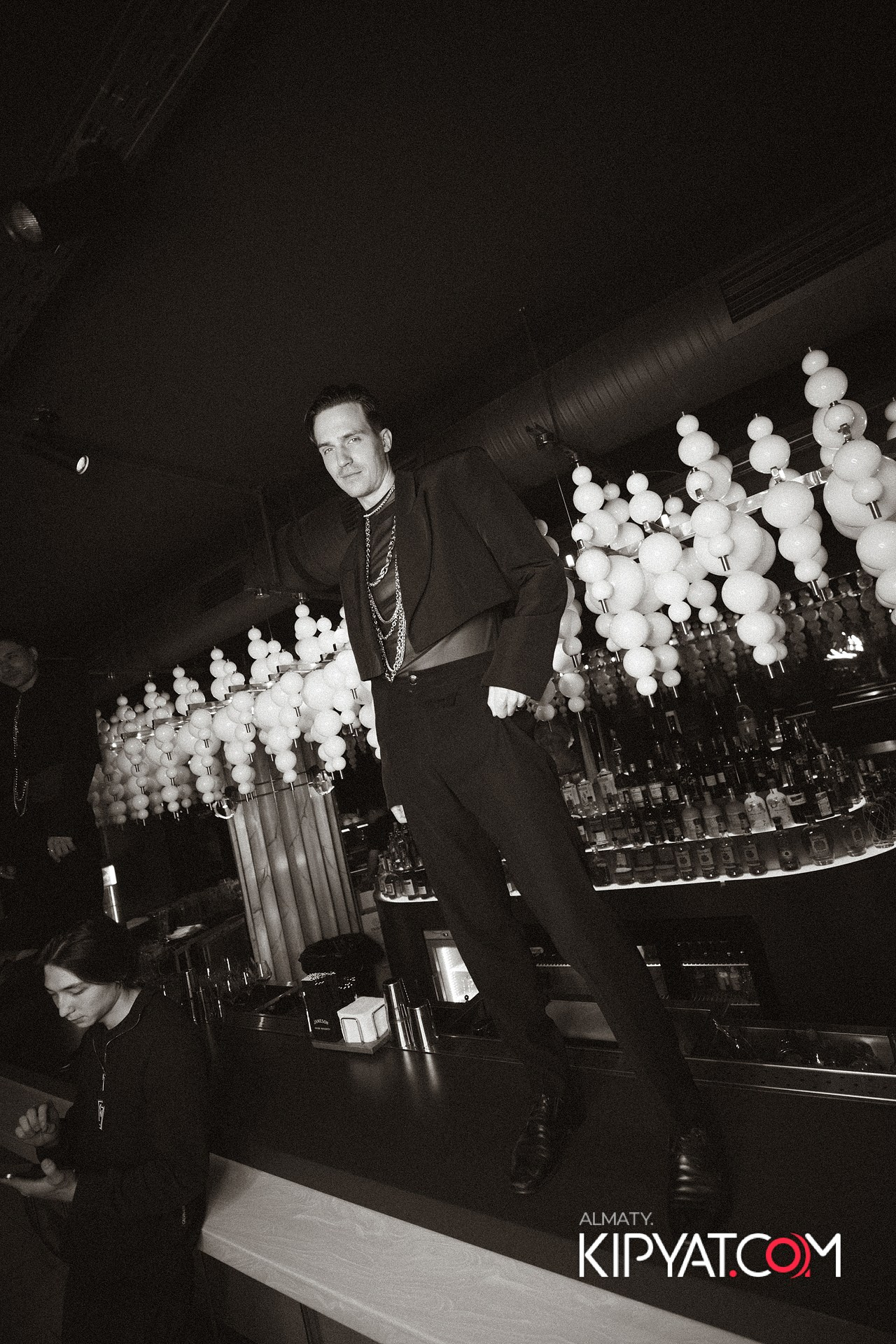 Queen. КИПЯТКОМ АЛМАТЫ!