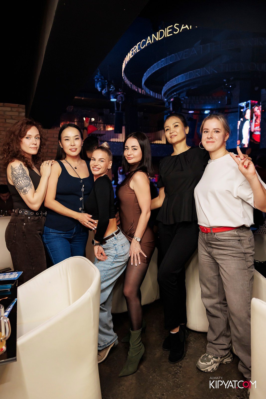 МУЗЫКАЛЬНОЕ ЛОТО В HIT RETRO. КИПЯТКОМ АЛМАТЫ! Фотосъемка мероприятий в Алматы