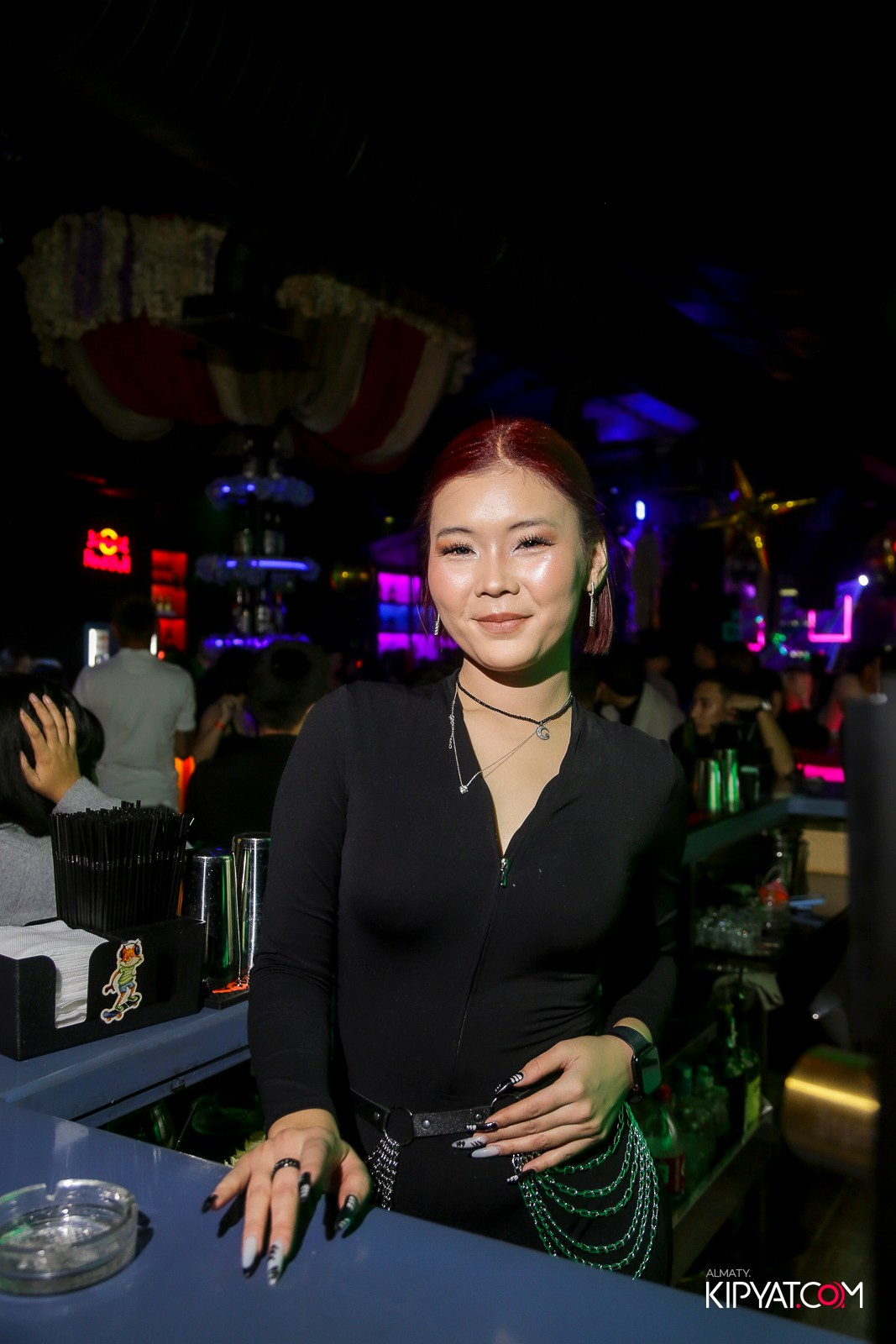 UYAT EMES BAR. КИПЯТКОМ АЛМАТЫ!