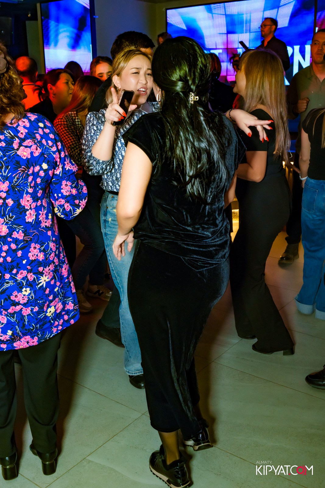 FORT VERNYI. КИПЯТКОМ АЛМАТЫ!