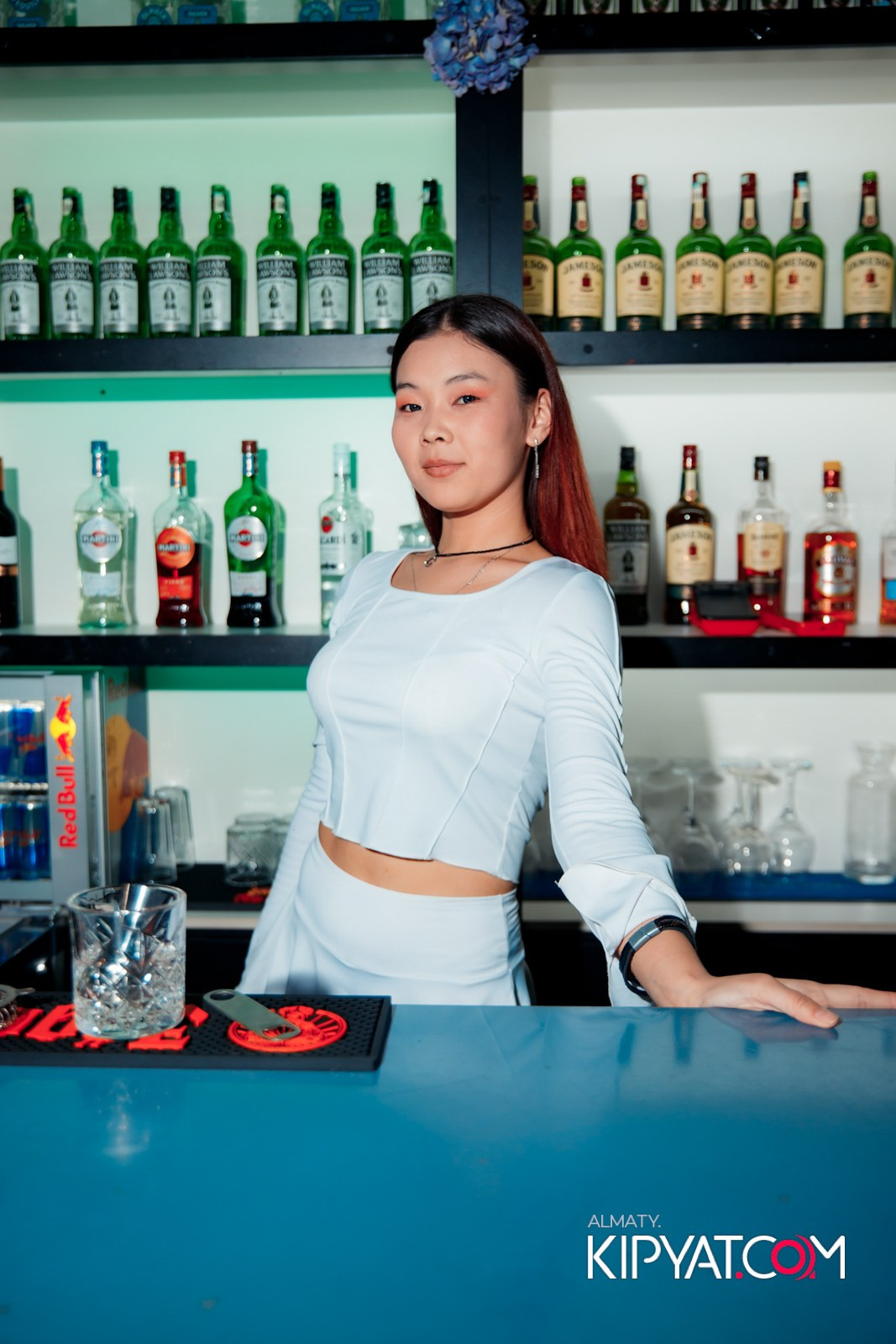 UYAT EMES BAR. КИПЯТКОМ АЛМАТЫ!