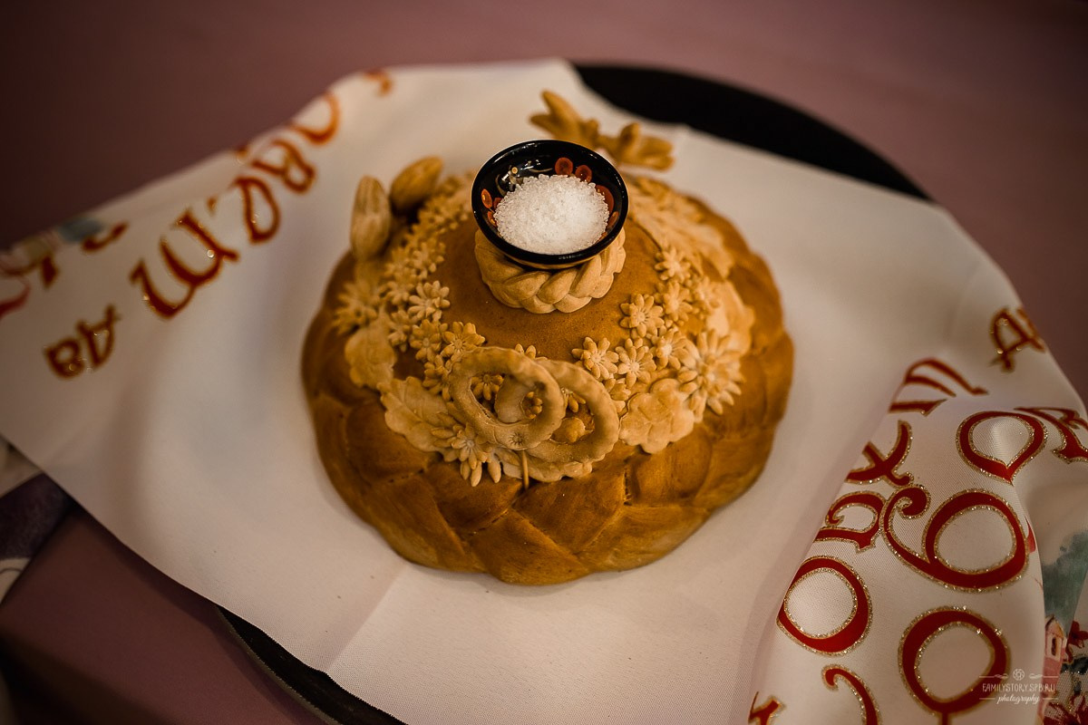 Свадебная фотосессия в интерьере: уют, фактура и свет как у старых мастеров. Свадебный фотограф — Санкт-Петербург (СПб) Питер