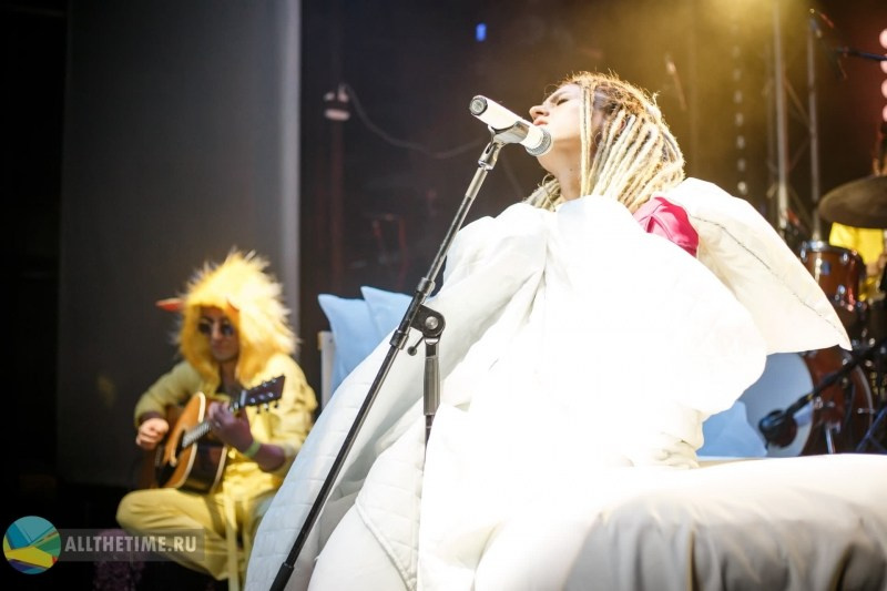 IOWA. Магия музыки в кадре: Концертная Фотография