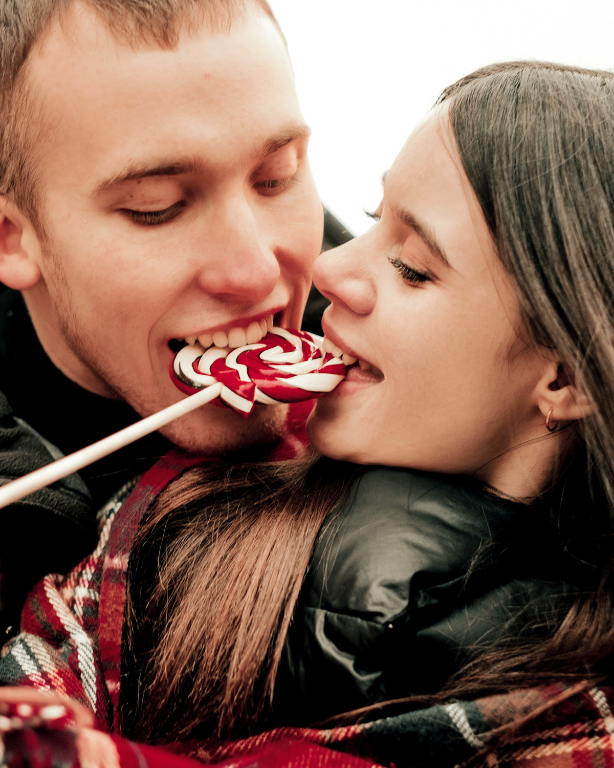 Вика и Рома|Lovestory фотосессия. Фотограф Максим Ерёмин