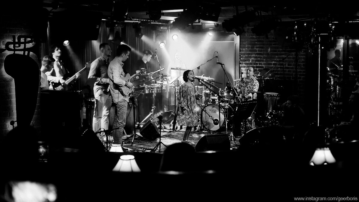 Фотосъемка концерта Артура Газарова & co. Репортажный фотограф Борис Геер