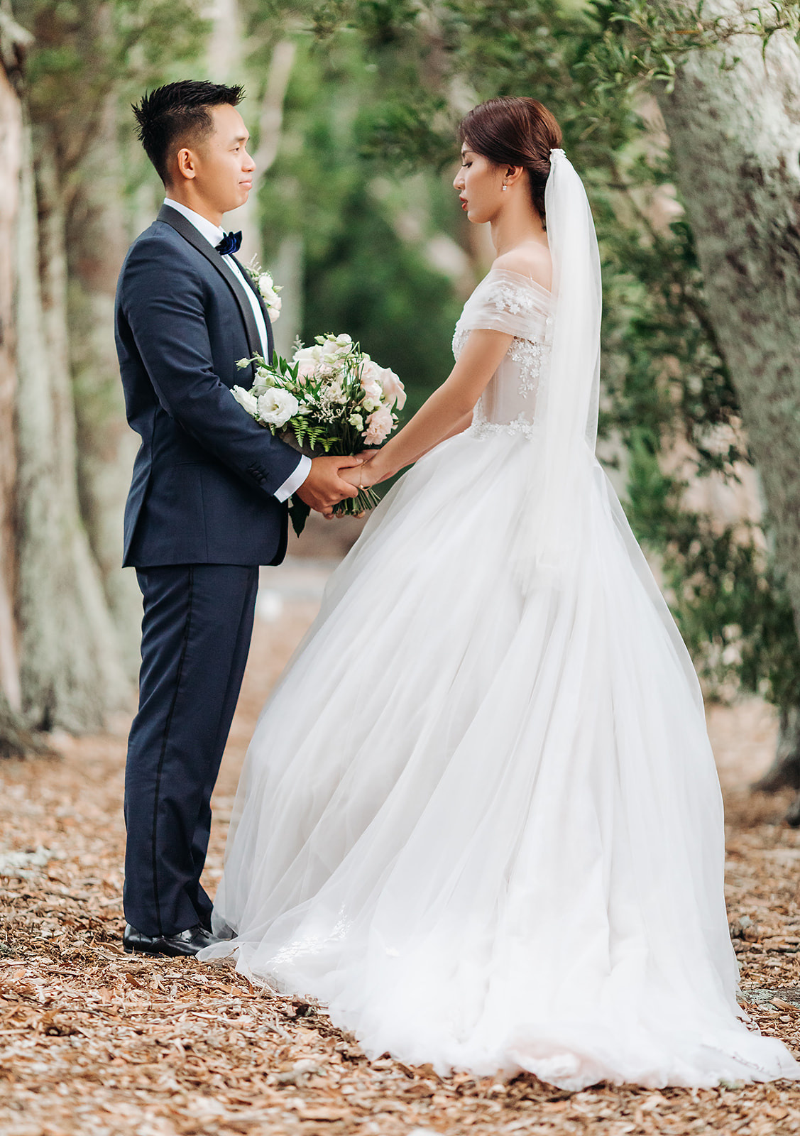 Wedding photographer in Tbilisi & Saint-Petersburg (Spb). Destination wedding photographer Peter Letu