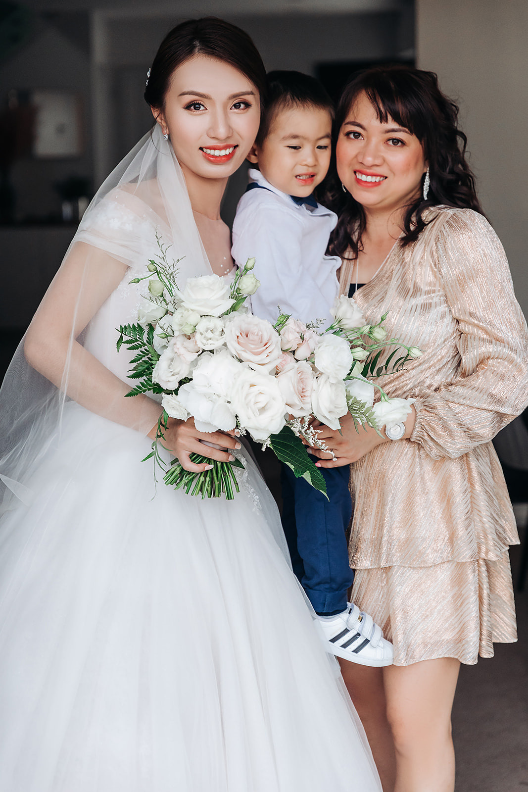 Wedding photographer in Tbilisi & Saint-Petersburg (Spb). Destination wedding photographer Peter Letu