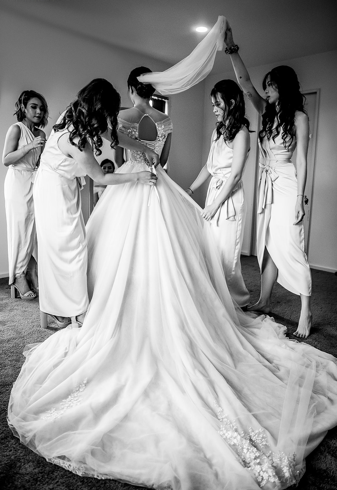 Wedding photographer in Tbilisi & Saint-Petersburg (Spb). Destination wedding photographer Peter Letu