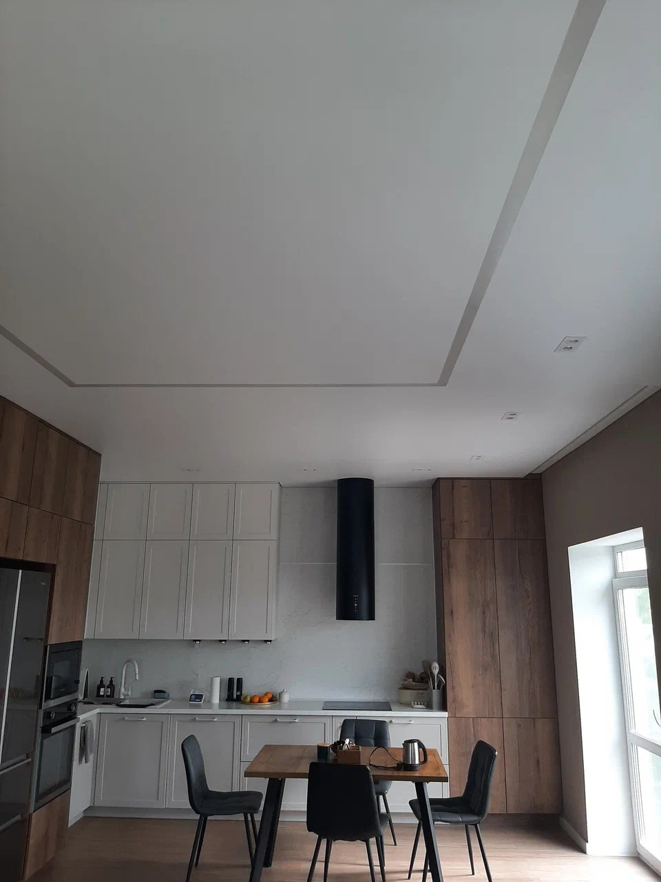 Etalonpotolok установка натяжных потолков в г. Екатеринбург. Бесплатный замер