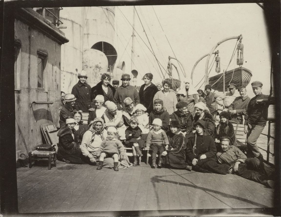 «Русская голгофа. Белая эмиграция 1 волны» экскурсия -НеЛекция. Дом Шрёдера