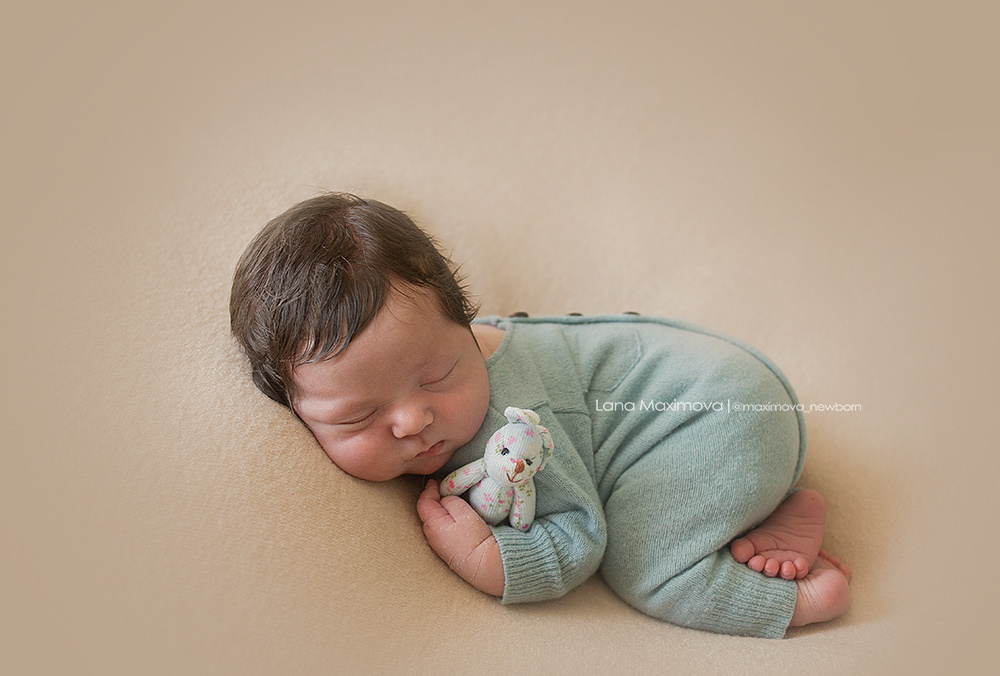 Фотосессия новорождённого. Фотограф новорождённых малышей и детский фотограф В Казани Лана Максим