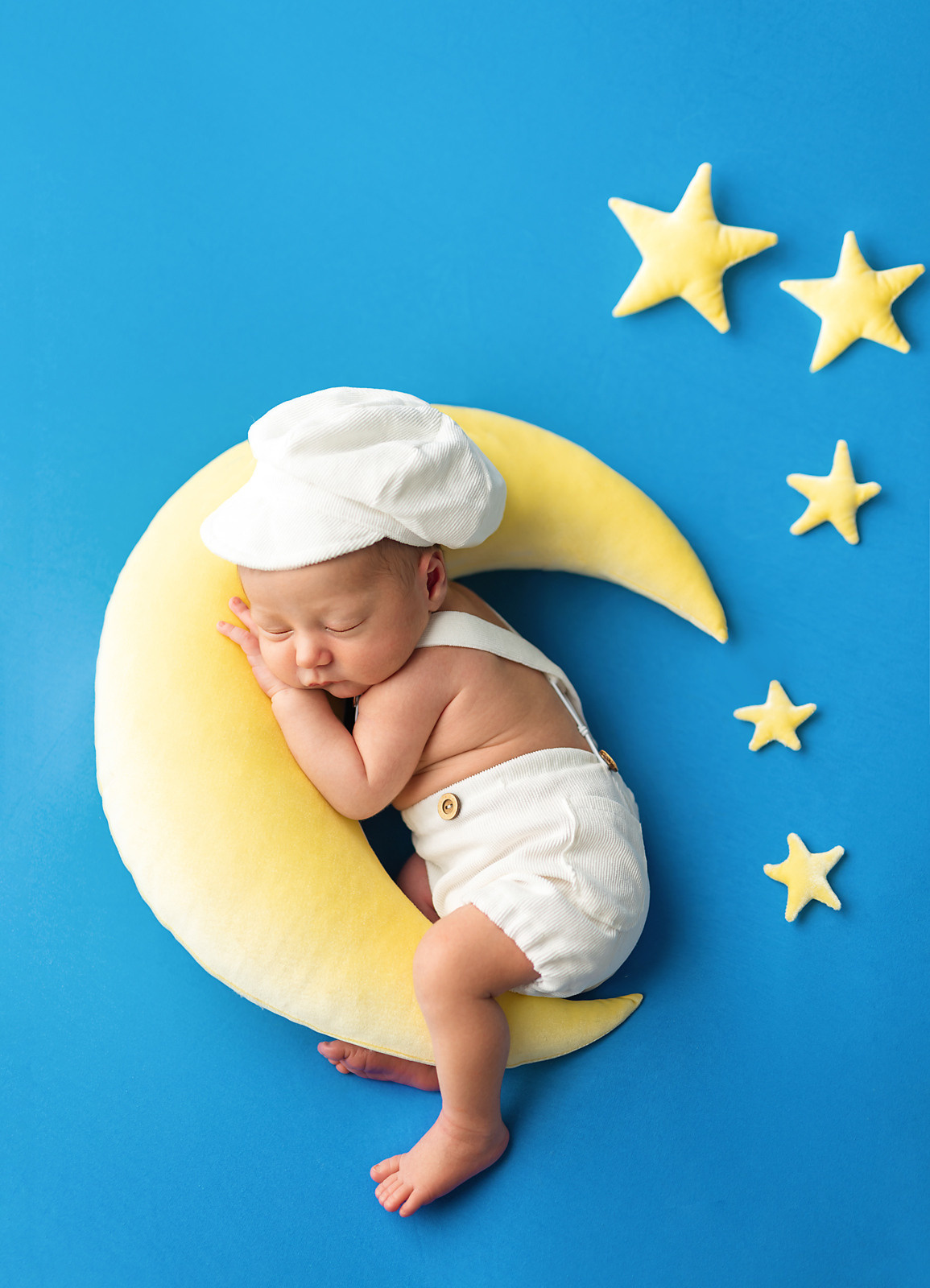 Newborn. Фотограф новорождённых в Казани Нейля Гильмутдинова ньюборн