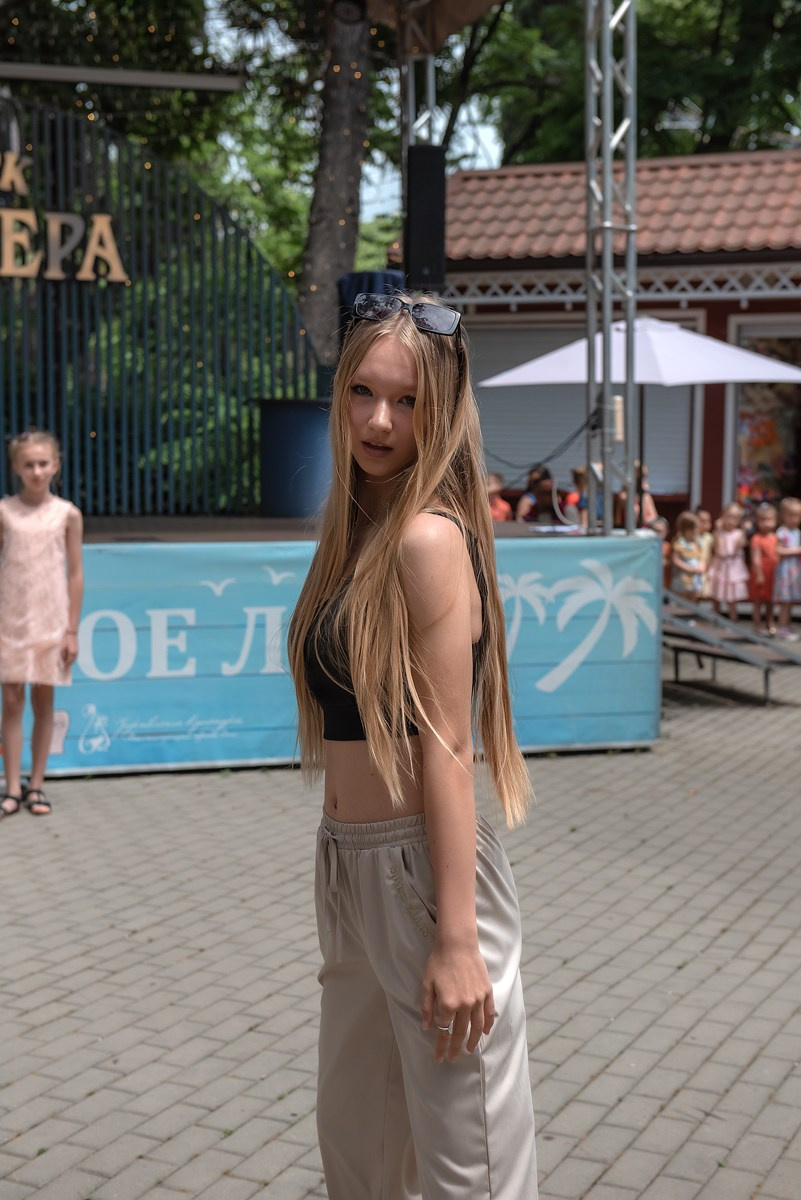 Парк Ривьера дефиле HAPPYkids. Семейный и коммерческий фотограф в Сочи Александр Бодунов