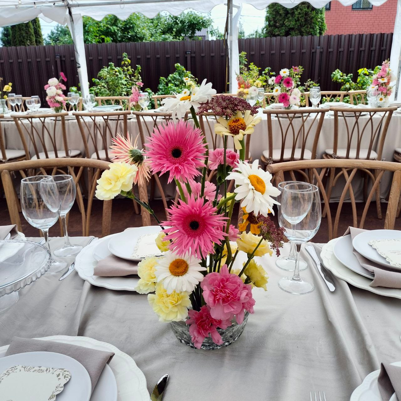 цветы на заказ. цветы. флорист дизайнер. клиентский сервис. головинский район. сао. флорист ховрино. флорист головинскийрайон. флорист клин. оформление цветами. цветочное оформление. оформление живыми цветами. современная флористика. камерная свадьба. большая свадьба. флорист на свадьбу москва. декоратор на свадьбу. концепция свадьбы. ручная работа. маленькая свадьба. бюджетная свадьба. дорогая свадьба. работа на заказ. живые цветы. украшение живыми цветами