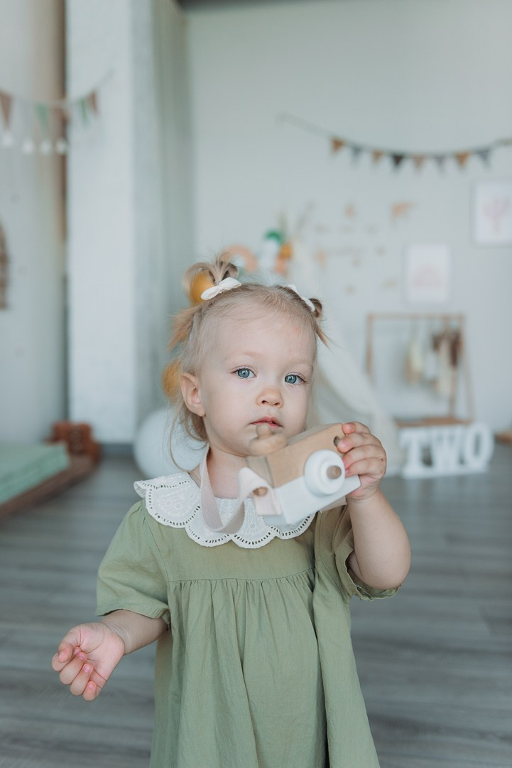 Еве 2 года. Студия Матур